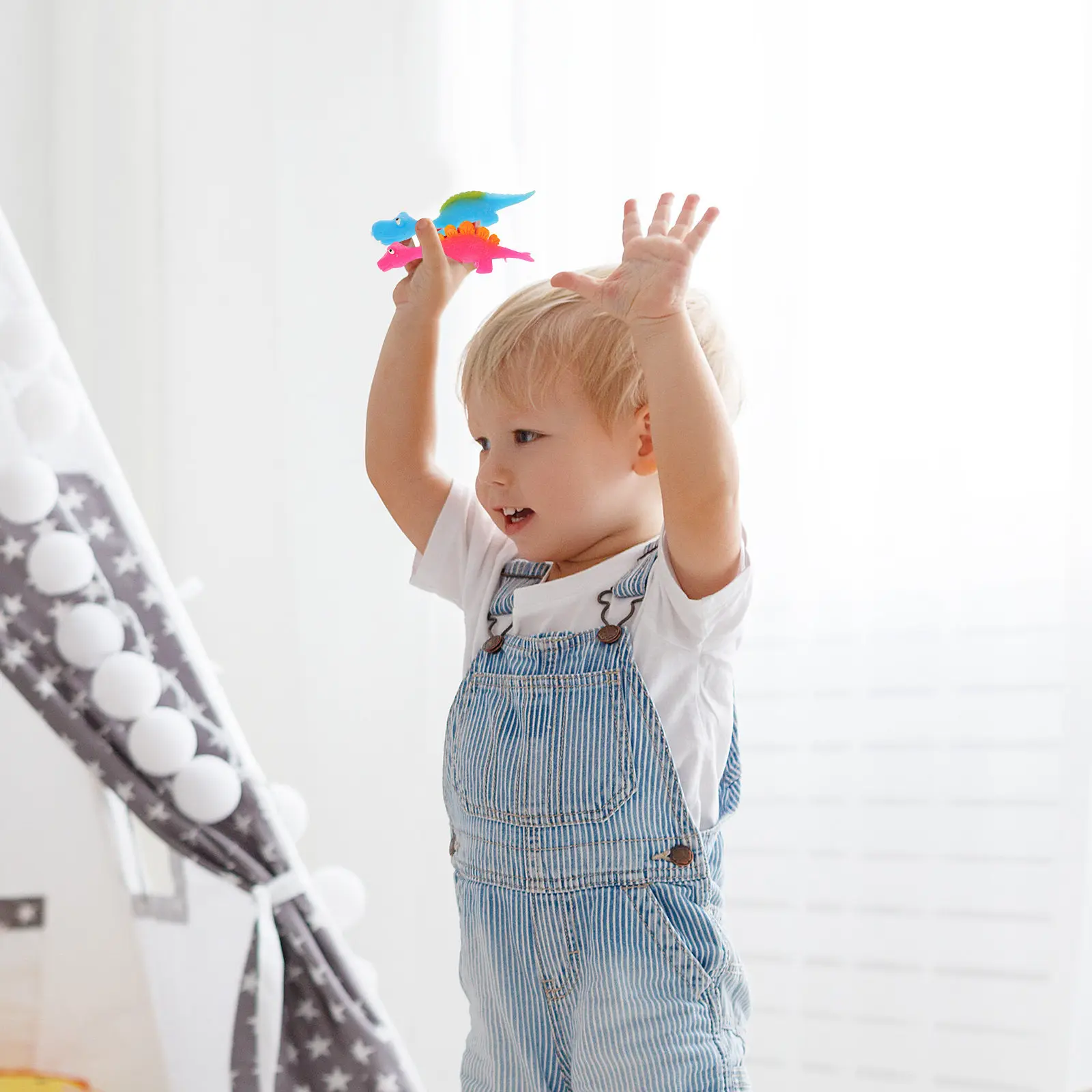 6Pcs Tpr Dinosaur Finger Prank Props Flexible Catapult Shooter Stress Relief Flick Finger Plaything Dinosaur Toys
6Pcs Tpr Dinosaur Finger Prank Props Flexible Catapult Shooter Stress Relief Flick Finger Plaything Dinosaur Toys