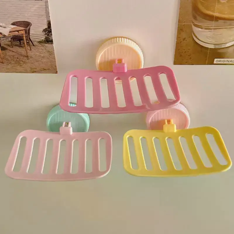 Drain Soap Holder Box with Tray, Bathroom Accessories & Toilet Laundry Soap Dish Gadget
Drain Soap Holder Box with Tray, Bathroom Accessories & Toilet Laundry Soap Dish Gadget