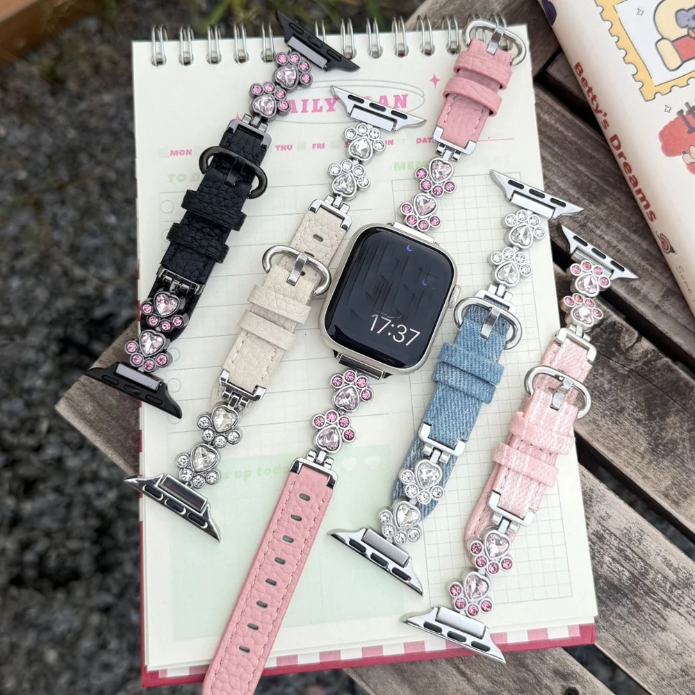 Джинсовый кожаный ремешок для Apple Watch Series S11 10 9 8 7 6 5 Ultra 2 3 Band для iWatch 41 42 44 45 46 49 мм Женский браслет с бриллиантами
Джинсовый кожаный ремешок для Apple Watch Series S11 10 9 8 7 6 5 Ultra 2 3 Band для iWatch 41 42 44 45 46 49 мм Женский браслет с бриллиантами