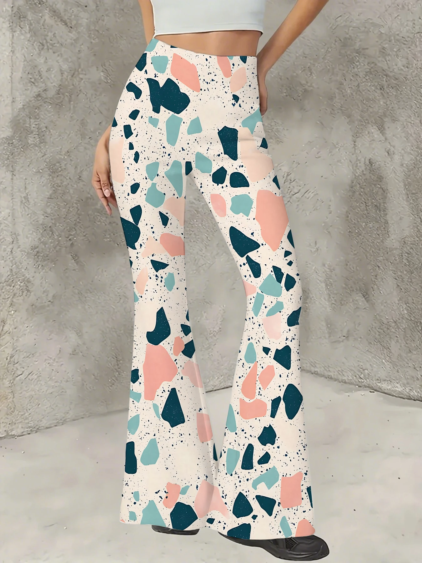Women's All-Over Print Flared Leggings Stretchy High Waist Bell Bottom Pants
Women's All-Over Print Flared Leggings Stretchy High Waist Bell Bottom Pants