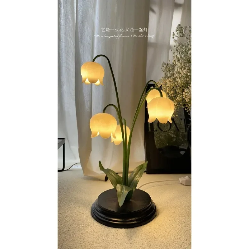 【Best-selling】Lily Of The Valley Table Lamp Pastoral Living Room Master Bedroom Bedside Ambient Light Wedding Birthday Valentine
【Best-selling】Lily Of The Valley Table Lamp Pastoral Living Room Master Bedroom Bedside Ambient Light Wedding Birthday Valentine