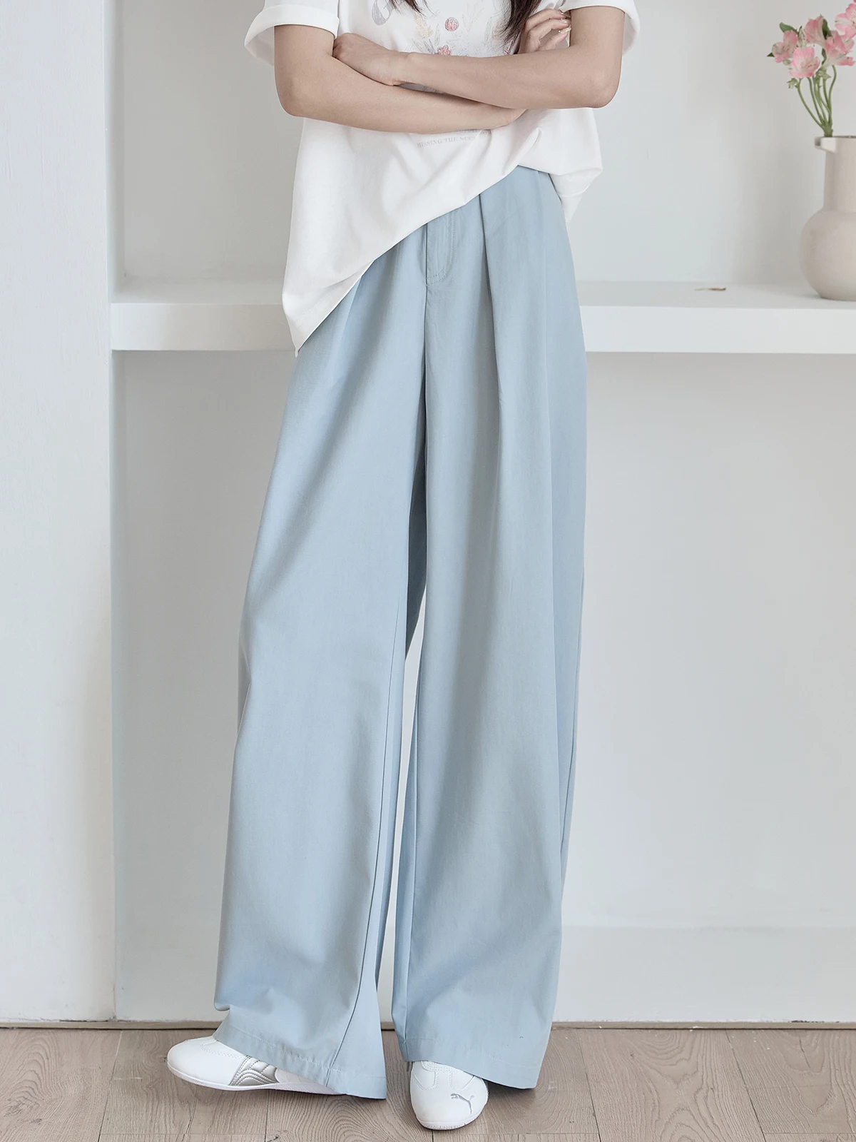 Blue High Waist Wide Leg Casual Pants Women's Spring 2026 New Sle Versatile Slimming Drapey Commute Faion Ladies' Trousers
Blue High Waist Wide Leg Casual Pants Women's Spring 2026 New Sle Versatile Slimming Drapey Commute Faion Ladies' Trousers