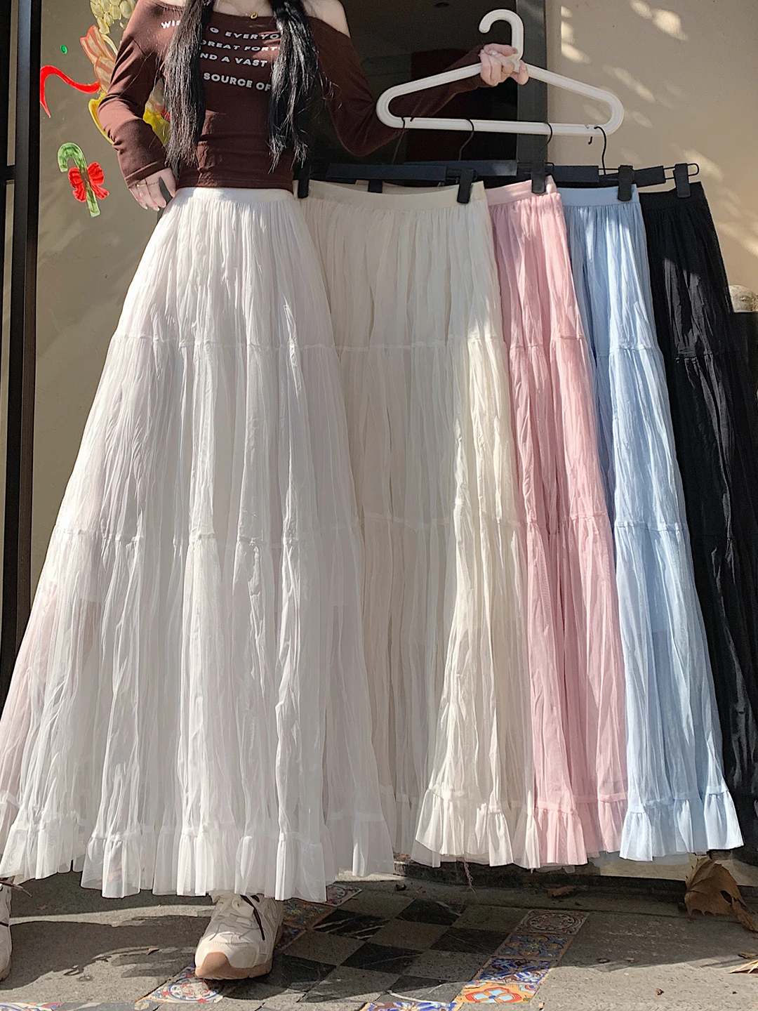 Повседневная свободная юбка А-силуэта миди для женщин, новая плиссированная юбка миди на весну-осень, корейская юбка-кейк с высокой талией
Повседневная свободная юбка А-силуэта миди для женщин, новая плиссированная юбка миди на весну-осень, корейская юбка-кейк с высокой талией