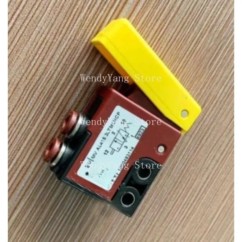 Suitable for Manual Valve 1000493114 for Tire Dismantling Machine Accessories
Suitable for Manual Valve 1000493114 for Tire Dismantling Machine Accessories