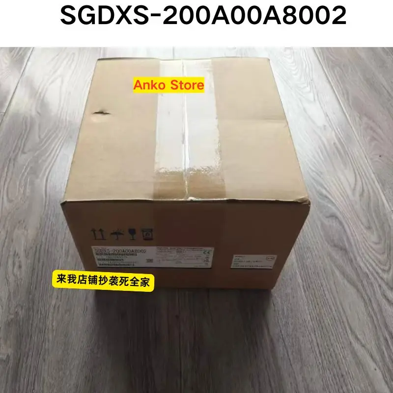 Абсолютно новый оригинальный драйвер SGDXS-200A00A8002 3 кВт
Абсолютно новый оригинальный драйвер SGDXS-200A00A8002 3 кВт