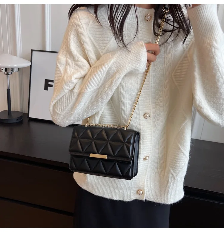 Women Quilted Chain Crossbody Bag Fashion Small Square Shoulder Purse Multi Color Casual Daily Handbag Women Quilted Chain Crossbody Bag Fashion Small Square Shoulder Purse Multi Color Casual Daily Handbag