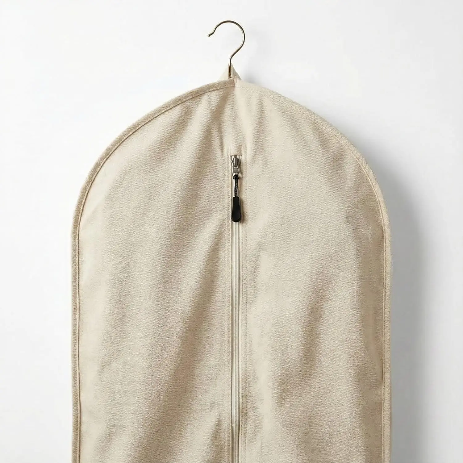 100% Cotton Garment Bag, 42 Inch, Long, Breathable, for Hanging Clothes, Dress & Coat Storage, 1 Pack
100% Cotton Garment Bag, 42 Inch, Long, Breathable, for Hanging Clothes, Dress & Coat Storage, 1 Pack