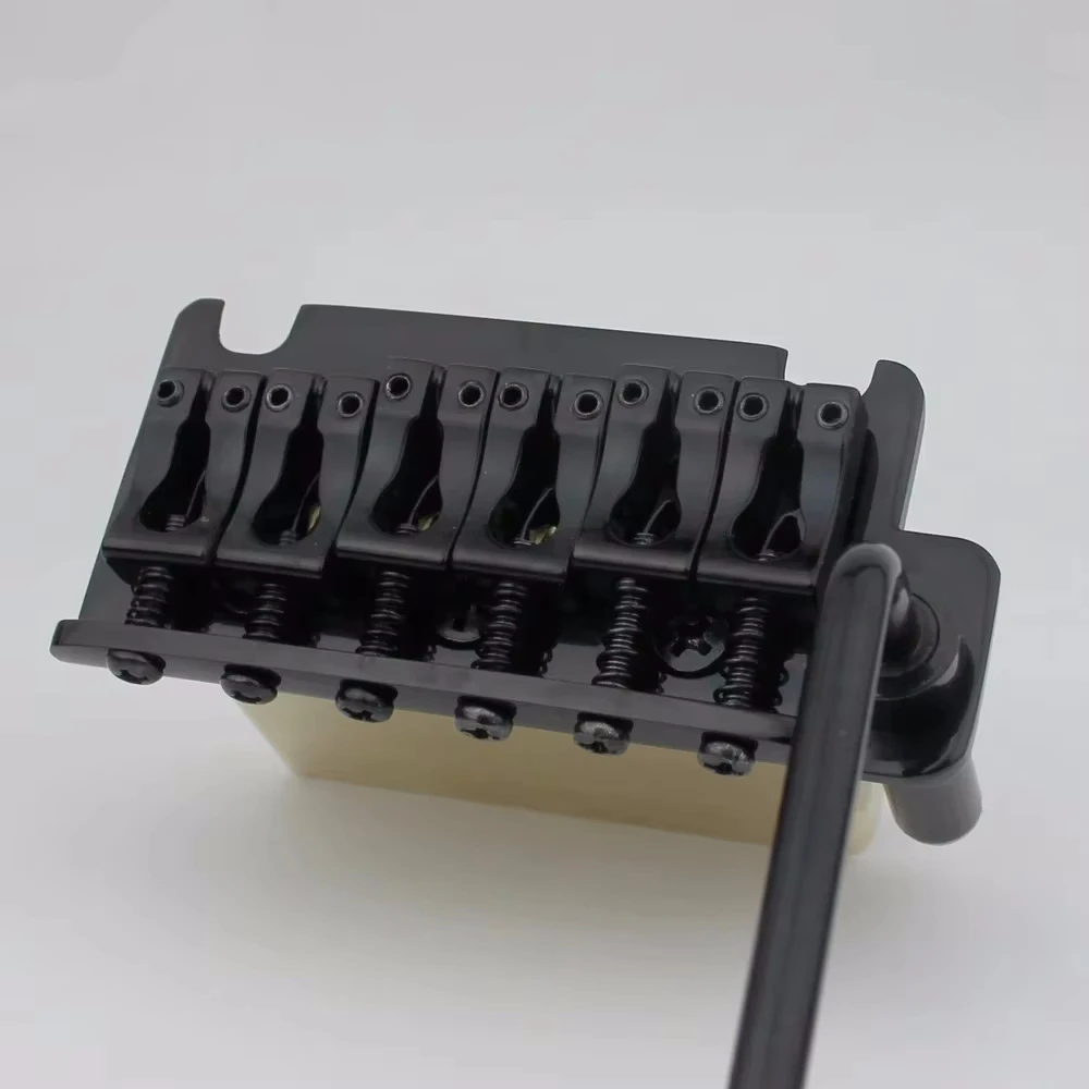 Guyker 2-point guitar vibrato no lock, with tremolo system mount and brass block, black 10.8mm string bridge
Guyker 2-point guitar vibrato no lock, with tremolo system mount and brass block, black 10.8mm string bridge