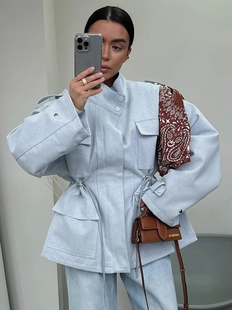 Women Blue Casual Multiple Patch Pocket Coats Chic Corduroy Collar Single Breasted Short Jackets 2026 Lady New Daily Spring Coat
Women Blue Casual Multiple Patch Pocket Coats Chic Corduroy Collar Single Breasted Short Jackets 2026 Lady New Daily Spring Coat