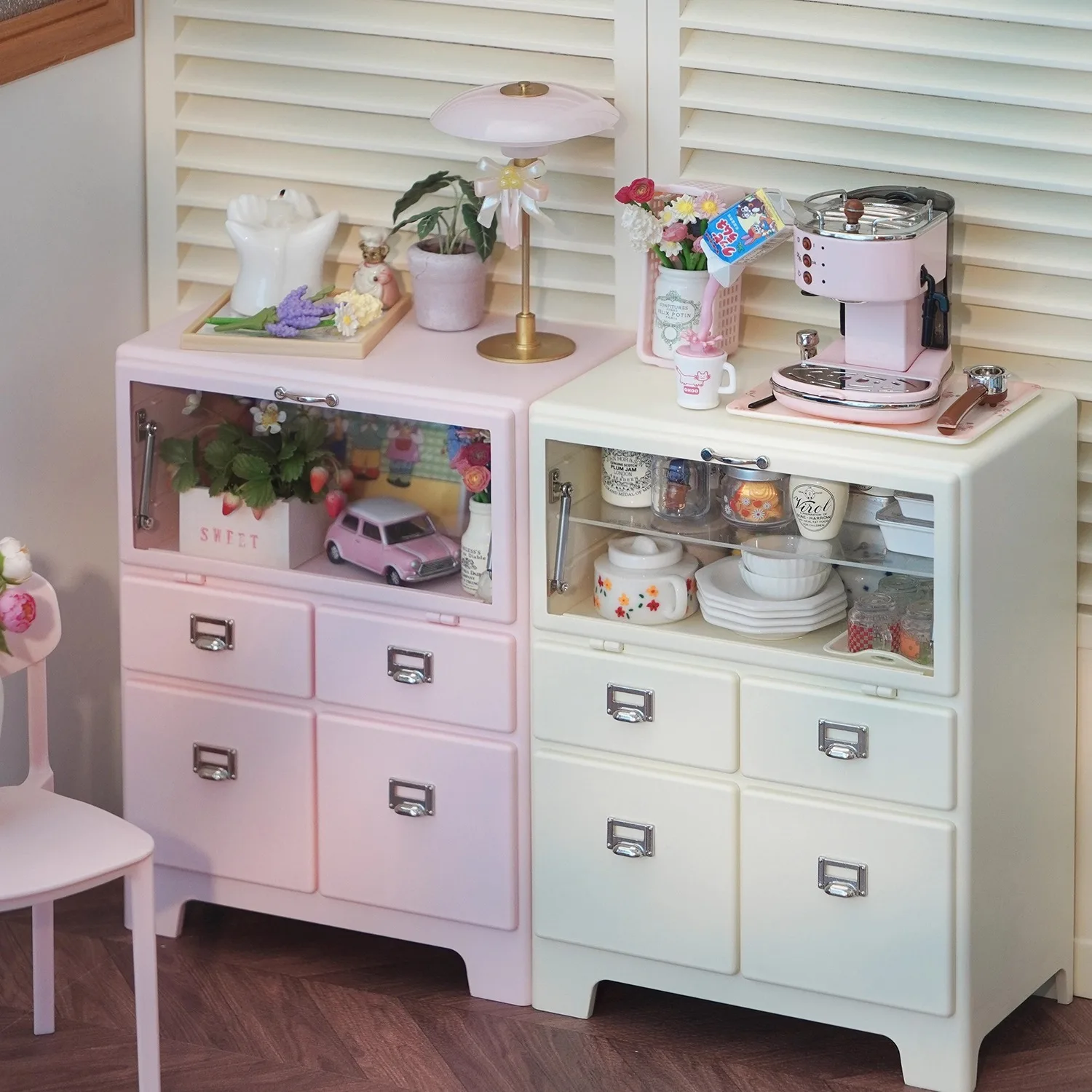 1/6 Kitchen Miniatures Imitation Metal Plastic Glass Cabinet Doll House Model Furniture Bjd Ob11 Blyth Soldier Lol Accessories
1/6 Kitchen Miniatures Imitation Metal Plastic Glass Cabinet Doll House Model Furniture Bjd Ob11 Blyth Soldier Lol Accessories