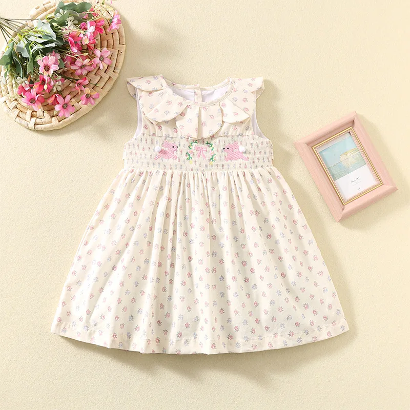 Summer Girls Smocked Dress Sleeveless Printed Gown Petal Collar Kid Outfit Cute Cartoon Bunny Princess Party Fashionable Clothes
Summer Girls Smocked Dress Sleeveless Printed Gown Petal Collar Kid Outfit Cute Cartoon Bunny Princess Party Fashionable Clothes