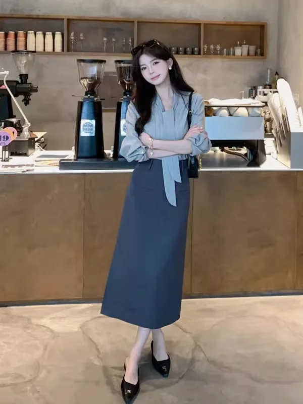 Gray Striped Long Sleeve Shirt Women's Autumn Casual High Waist Skirt Two-Piece Set Korean Style Fashion Ensemble
Gray Striped Long Sleeve Shirt Women's Autumn Casual High Waist Skirt Two-Piece Set Korean Style Fashion Ensemble