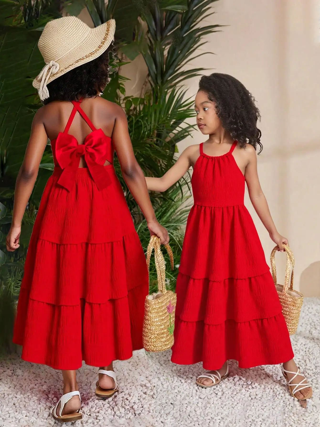 Girls Red Sleeveless Tiered Dress with Back Bow, Flowy A-Line Summer Casual Dress
Girls Red Sleeveless Tiered Dress with Back Bow, Flowy A-Line Summer Casual Dress