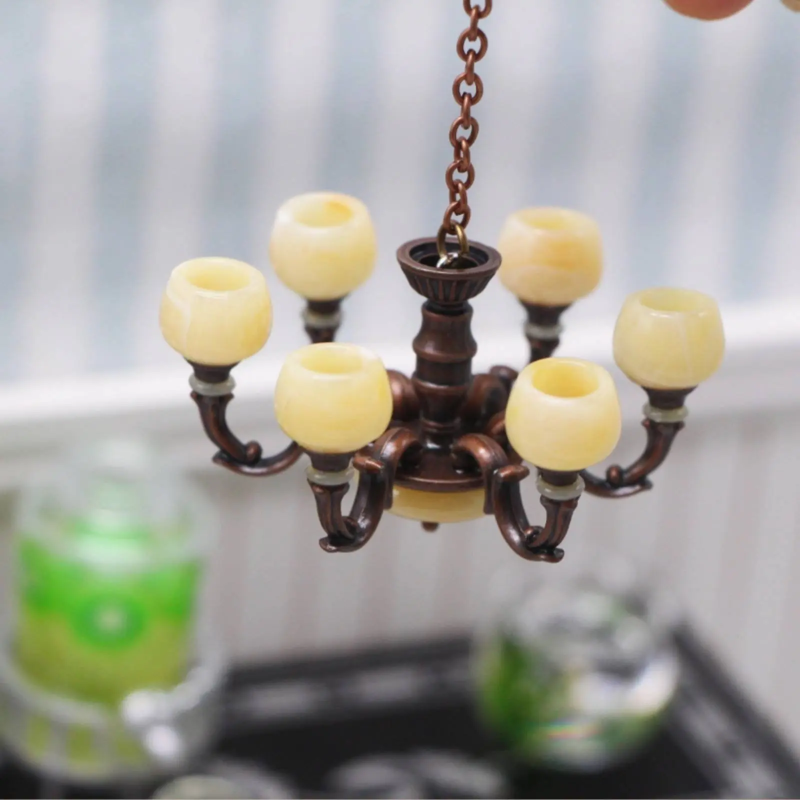 1:12 Dollhouse Chandelier Rich Details Dollhouse Chandelier Miniature Ceiling Lamp Decorative Only Mini Hanging Lamp
1:12 Dollhouse Chandelier Rich Details Dollhouse Chandelier Miniature Ceiling Lamp Decorative Only Mini Hanging Lamp