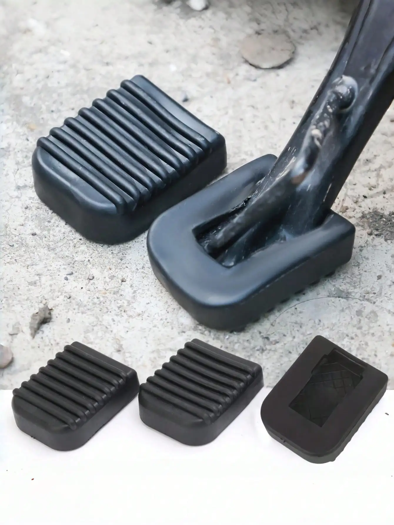 Универсальная боковая подставка для мотоцикла — нескользящая резиновая удлинительная подставка для ног, расширенная основа для повышения стабильности
Универсальная боковая подставка для мотоцикла — нескользящая резиновая удлинительная подставка для ног, расширенная основа для повышения стабильности