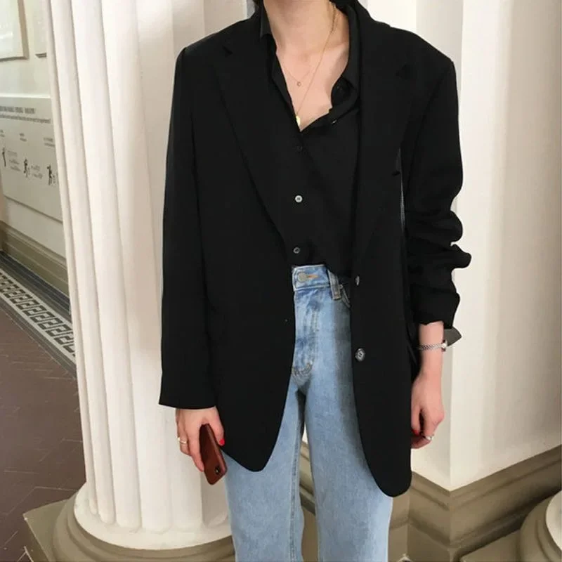 Women's Black Oversized Blazer, Casual Loose-Fit Office Jacket
Women's Black Oversized Blazer, Casual Loose-Fit Office Jacket