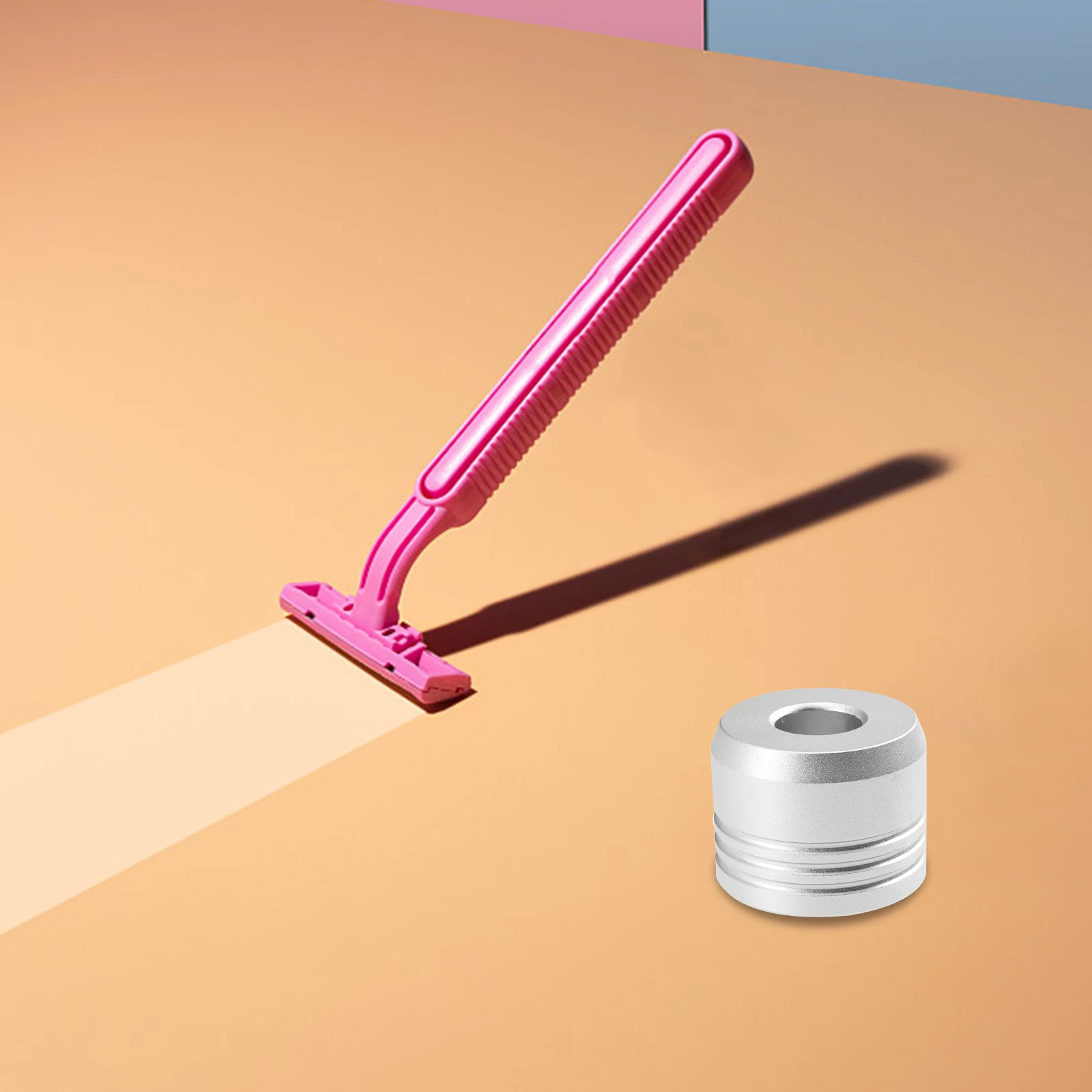 1pc Manual Razor Holder Small Space-Saving Desktop Stand High Quality Aluminum Alloy Rust-Proof Durable Shaver Base Non-Slip
1pc Manual Razor Holder Small Space-Saving Desktop Stand High Quality Aluminum Alloy Rust-Proof Durable Shaver Base Non-Slip