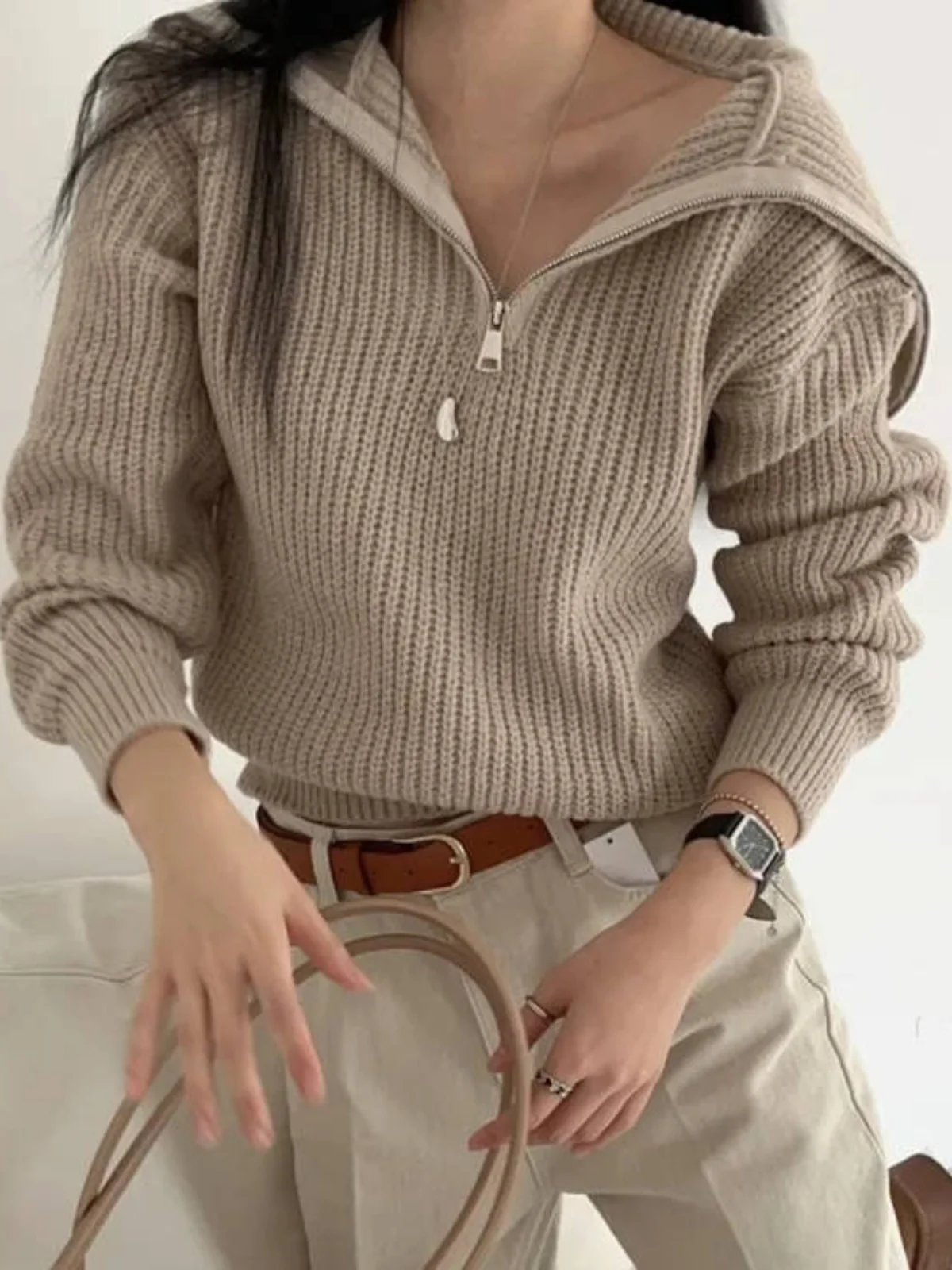 Ladies Loose Long Sve Knitted Sweater Zipper Design High Collar Casual Sle Comfortable Fit Warmth for Autumn And Winter 
Ladies Loose Long Sve Knitted Sweater Zipper Design High Collar Casual Sle Comfortable Fit Warmth for Autumn And Winter