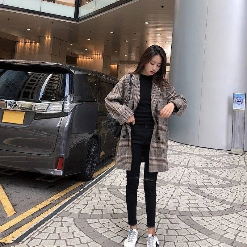 2025 Fall Winter Korean Chic Plaid Tweed Coat Women Short Design Small Frame Suit Style Overcoat Student Fashion
2025 Fall Winter Korean Chic Plaid Tweed Coat Women Short Design Small Frame Suit Style Overcoat Student Fashion