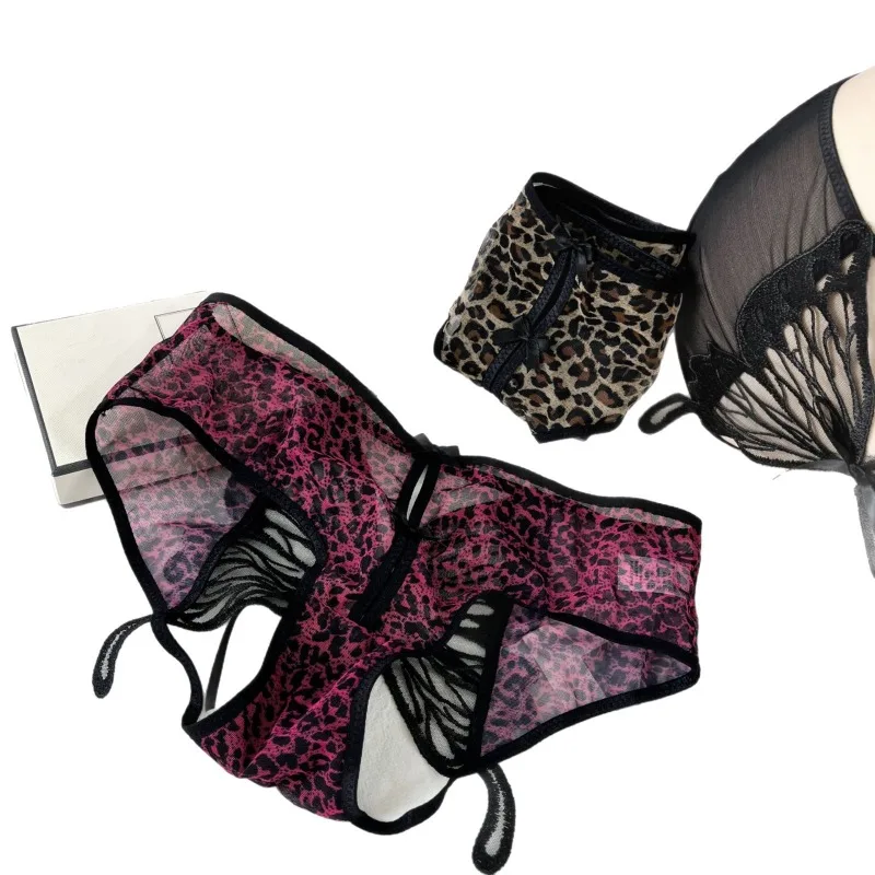 Pure Desire Sexy Leopard Print Temptation Hollow Bow Splicing Women's Panties Breathable Mesh Spice Girls Smooth and Soft Briefs
Pure Desire Sexy Leopard Print Temptation Hollow Bow Splicing Women's Panties Breathable Mesh Spice Girls Smooth and Soft Briefs