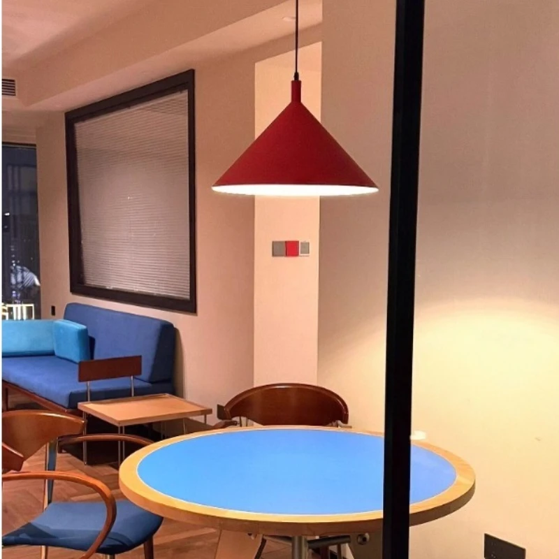 Nordic Minimalist Cone Pendant Lights LED Iron Art Living/Dining Room Bedroom Study Office Cafe Indoor Decoration Hanging Lamps
Nordic Minimalist Cone Pendant Lights LED Iron Art Living/Dining Room Bedroom Study Office Cafe Indoor Decoration Hanging Lamps