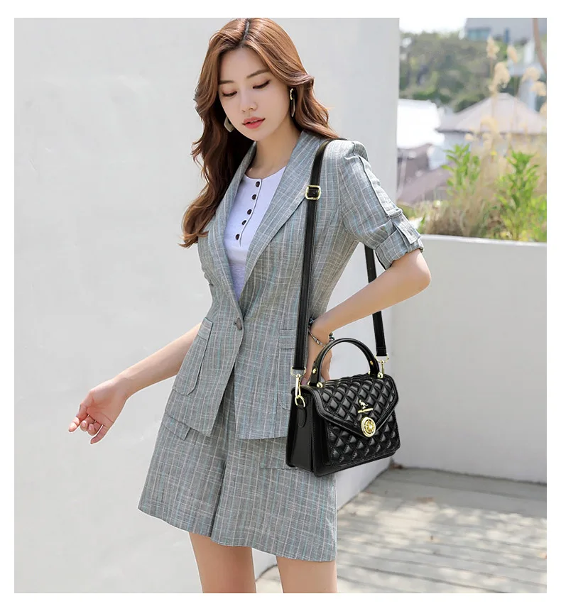 Модная женская сумка Lucky Charm с широким ремешком — повседневное повседневное использование, стеганая сумка через плечо и через плечо
Модная женская сумка Lucky Charm с широким ремешком — повседневное повседневное использование, стеганая сумка через плечо и через плечо