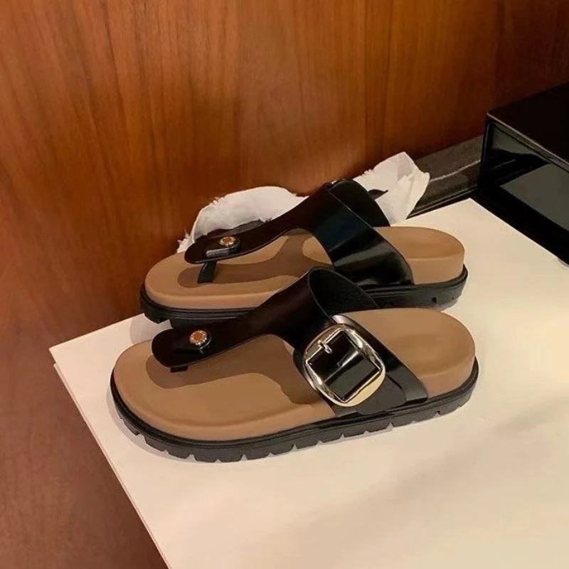 Sandalias de pie suaves para mujer, zapatillas clásicas de gamuza, chanclas de casa con hebilla antideslizante
Sandalias de pie suaves para mujer, zapatillas clásicas de gamuza, chanclas de casa con hebilla antideslizante