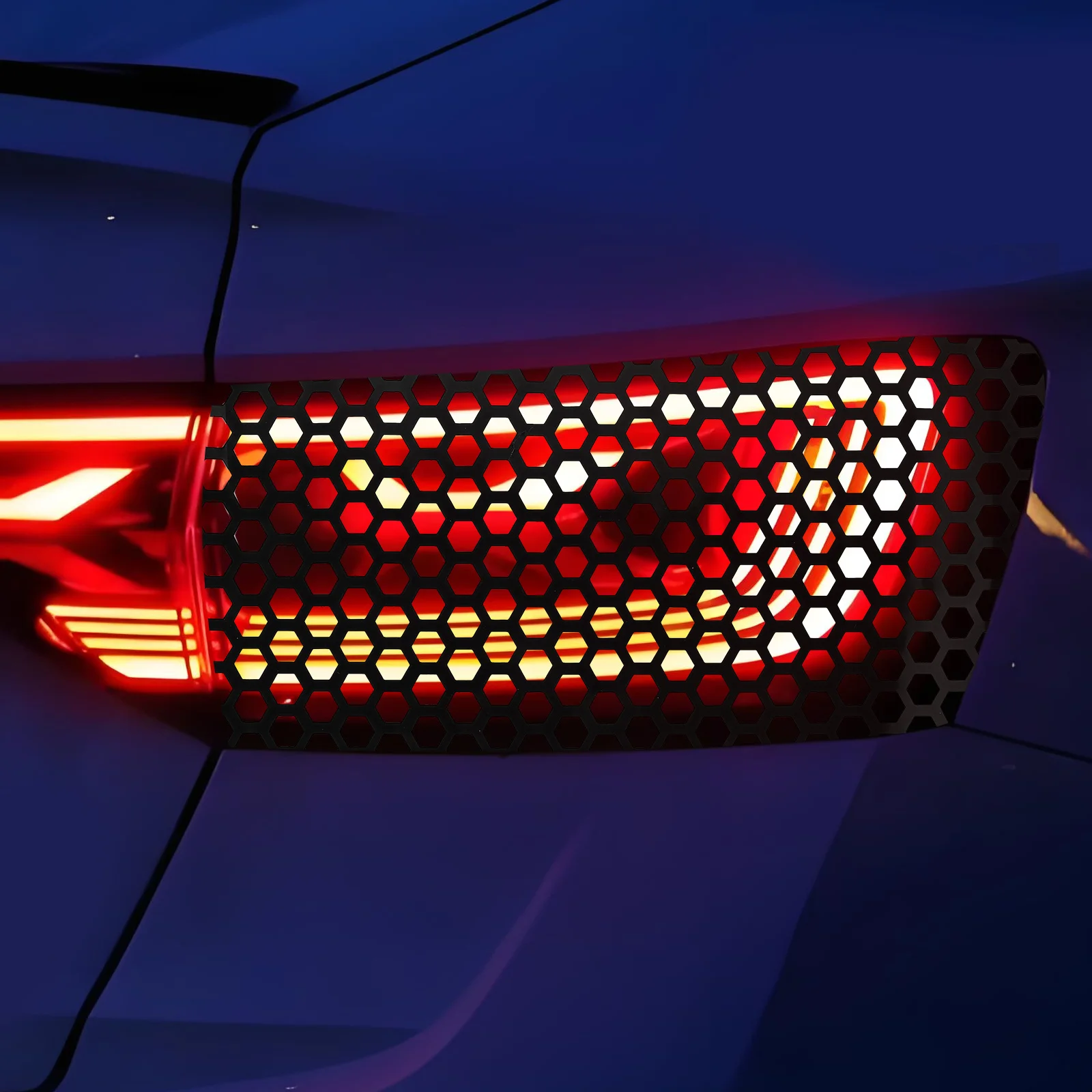 Honeycomb Taillight Covers Stickers Car Rear Light Tint Film Scratch Resistant Uv Protection Auto Decoration Trim
Honeycomb Taillight Covers Stickers Car Rear Light Tint Film Scratch Resistant Uv Protection Auto Decoration Trim