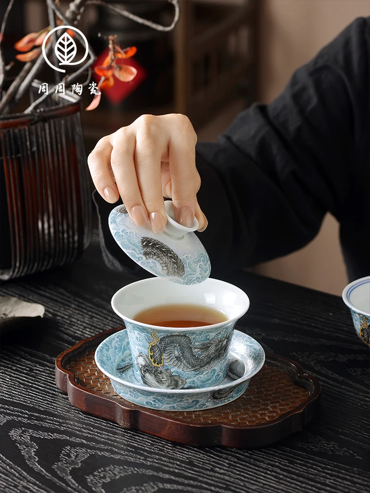Handmade Jingdezhen and Rose Horseshoe Gaiwan Non-Scald Tea Brewing Bowl Household Ceramic Cup Large
Handmade Jingdezhen and Rose Horseshoe Gaiwan Non-Scald Tea Brewing Bowl Household Ceramic Cup Large