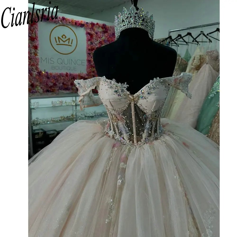 Gorgeous Illusion Beading Crystal Quinceanera Dresses Ball Gown Off The Shoulder Appliques Customized Corset Vestidos De XV Anos
Gorgeous Illusion Beading Crystal Quinceanera Dresses Ball Gown Off The Shoulder Appliques Customized Corset Vestidos De XV Anos