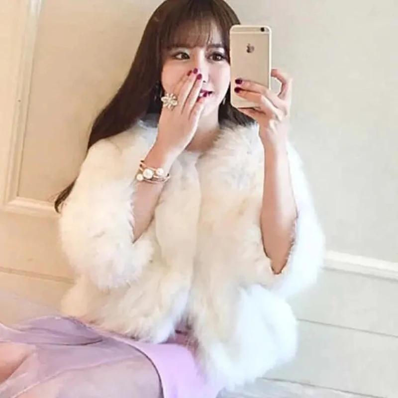 6XL2023 Spring Fashion Faux Fox Fur Coat Women Korea Warm Warm Shaggy Short Outercoat Female Party Elegant Artificial Fur Jacket
6XL2023 Spring Fashion Faux Fox Fur Coat Women Korea Warm Warm Shaggy Short Outercoat Female Party Elegant Artificial Fur Jacket