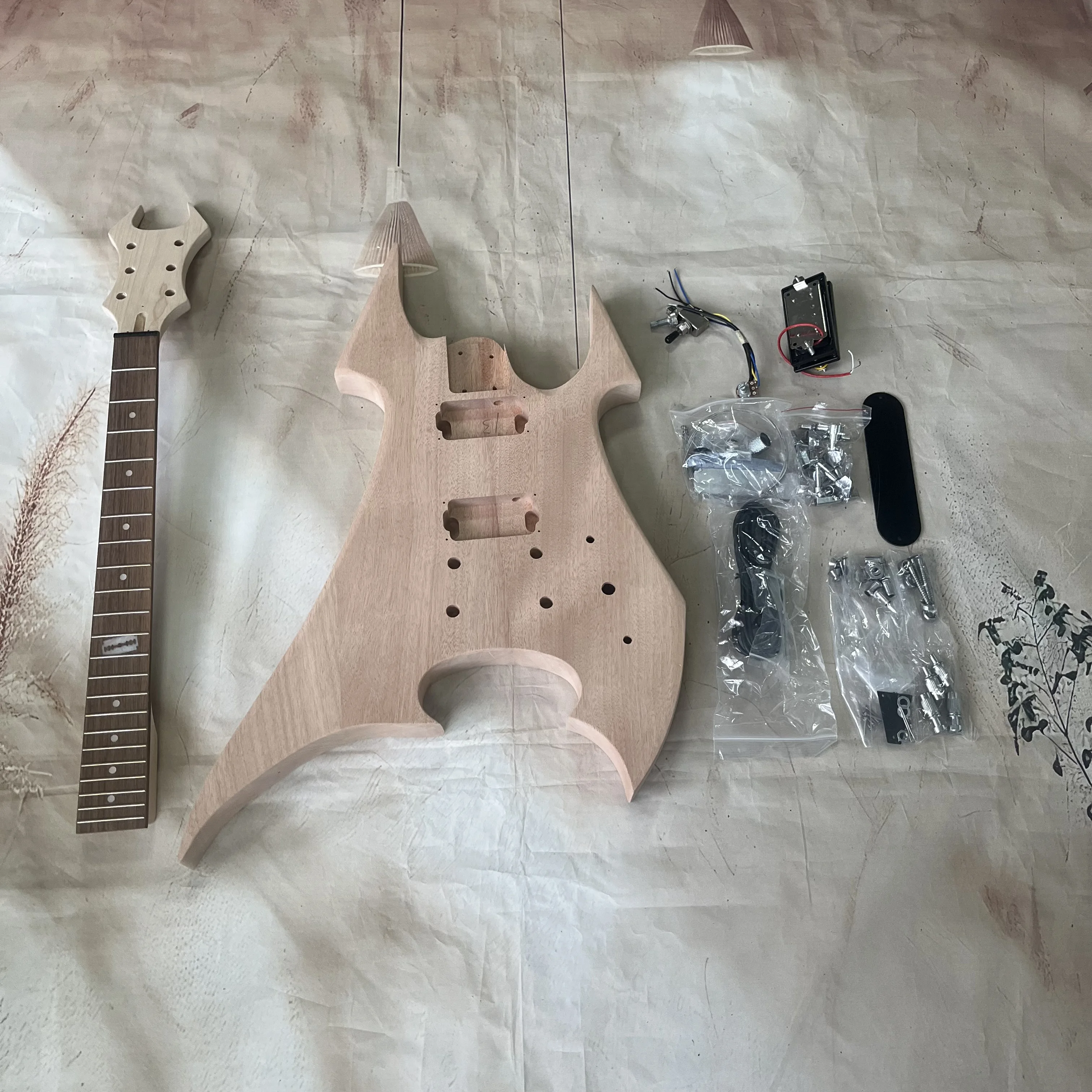 US Warehouse Fast Delivery DIY Warlock Style Electric Guitar Kit Unfinished Mahogany Body & Neck All Hardware Pickups & Wiring Included Rosewood Fingerboard In Stock Free Shipping
US Warehouse Fast Delivery DIY Warlock Style Electric Guitar Kit Unfinished Mahogany Body & Neck All Hardware Pickups & Wiring Included Rosewood Fingerboard In Stock Free Shipping
