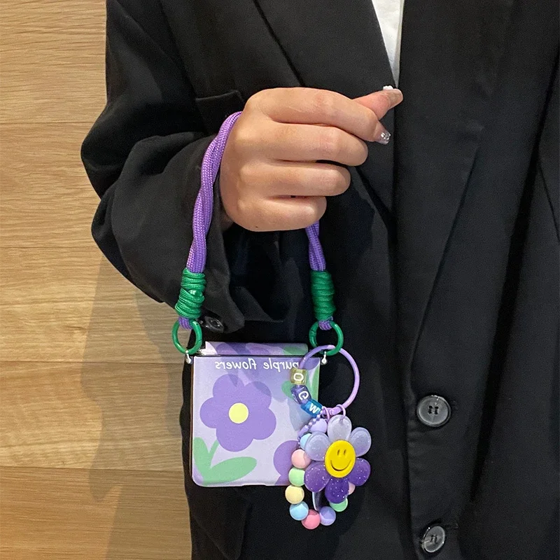 Kawaii Purple sunflower phone case for Samsung z flip 5 6 7 oppofindn2flip/oppofindn3flip/xiaomi mix flip 2 cute case with hinge
Kawaii Purple sunflower phone case for Samsung z flip 5 6 7 oppofindn2flip/oppofindn3flip/xiaomi mix flip 2 cute case with hinge