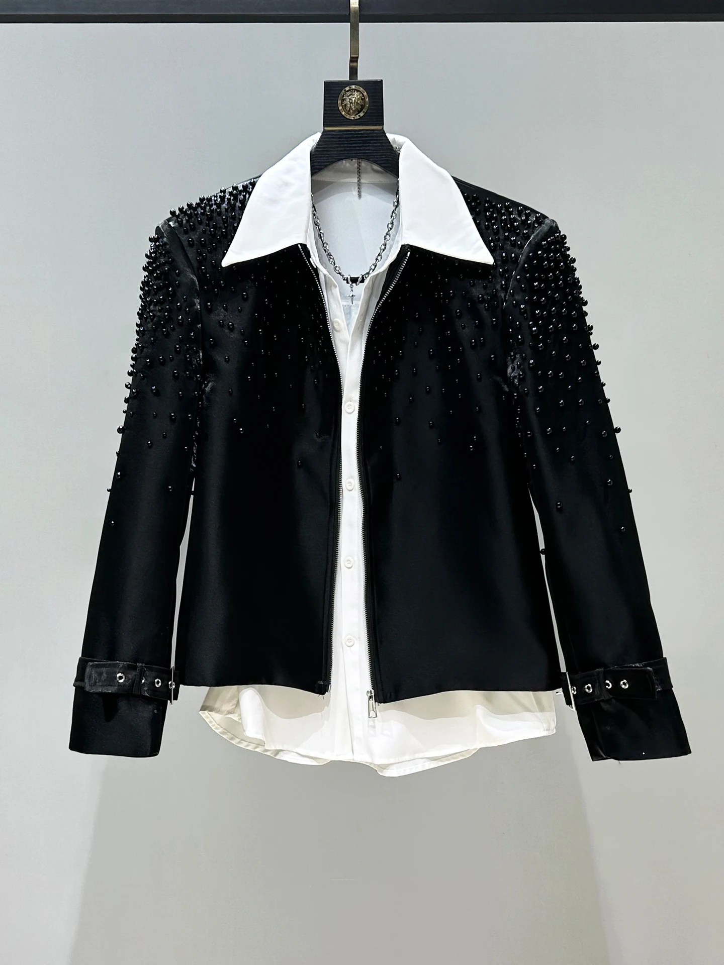 Original Design Heavy Bead ort Jaet Men's Loose oulder Pad Pearl Jaet Top Trendy Polyester Fiber Long Sve Zipper
Original Design Heavy Bead ort Jaet Men's Loose oulder Pad Pearl Jaet Top Trendy Polyester Fiber Long Sve Zipper