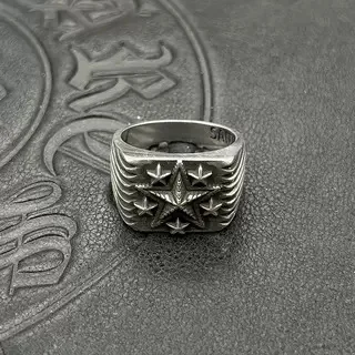 S925 sterling silver retro seal full star ring five-pointed star domineering ring niche high-end men's medieval
S925 sterling silver retro seal full star ring five-pointed star domineering ring niche high-end men's medieval