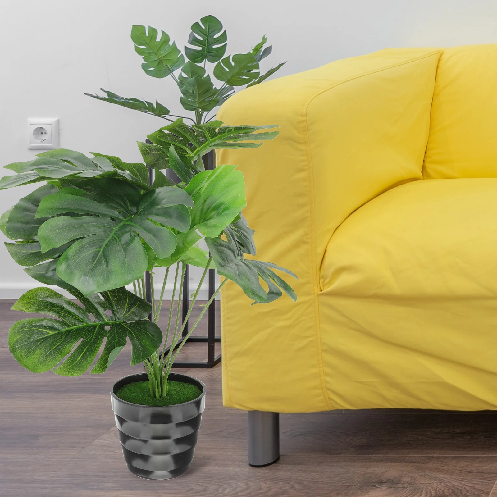 Premium Fake Monstera Bonsai Artificial Plant Decor Desktop Floor Living Room Ornament Lifelike Simulation Tree Household Faux
Premium Fake Monstera Bonsai Artificial Plant Decor Desktop Floor Living Room Ornament Lifelike Simulation Tree Household Faux