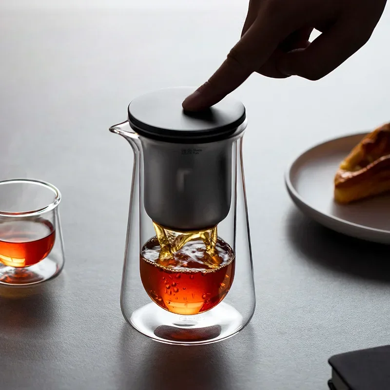 Magnetic suction portable one click tea separation cup household heat-resistant glass press type tea making pot
Magnetic suction portable one click tea separation cup household heat-resistant glass press type tea making pot