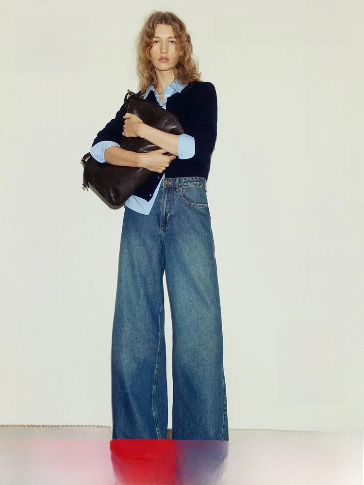 High Waist Wide Leg Denim Jeans Women's High Waist Casual Style Cotton And Lyocell Fiber Blend by H&M Spring 2026
High Waist Wide Leg Denim Jeans Women's High Waist Casual Style Cotton And Lyocell Fiber Blend by H&M Spring 2026