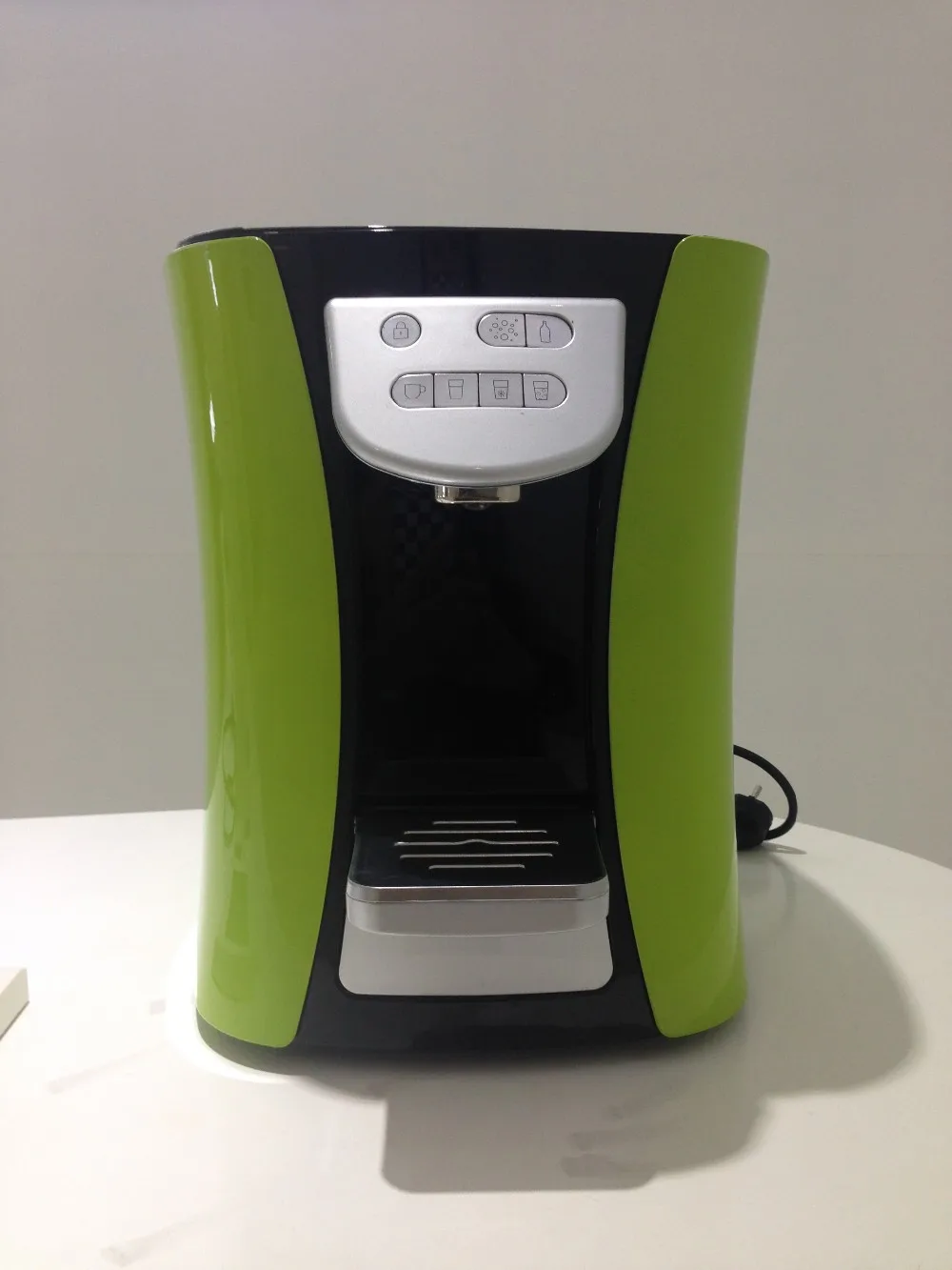 uu-Desktop Hot Cold Soda Water Dispenser and Soda Maker with ACF+ UV + CO2 Cylinder#
uu-Desktop Hot Cold Soda Water Dispenser and Soda Maker with ACF+ UV + CO2 Cylinder#