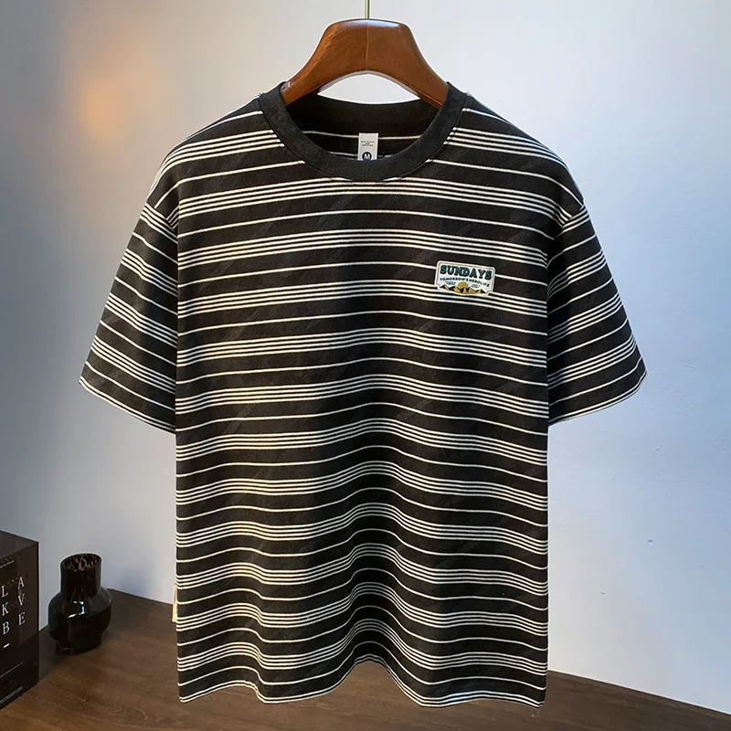 Summer 2025 Men's Loose Large Vintage Trendy Stripe Printed Design Fashionable High End Half Sleeve Men's Clothing
Summer 2025 Men's Loose Large Vintage Trendy Stripe Printed Design Fashionable High End Half Sleeve Men's Clothing