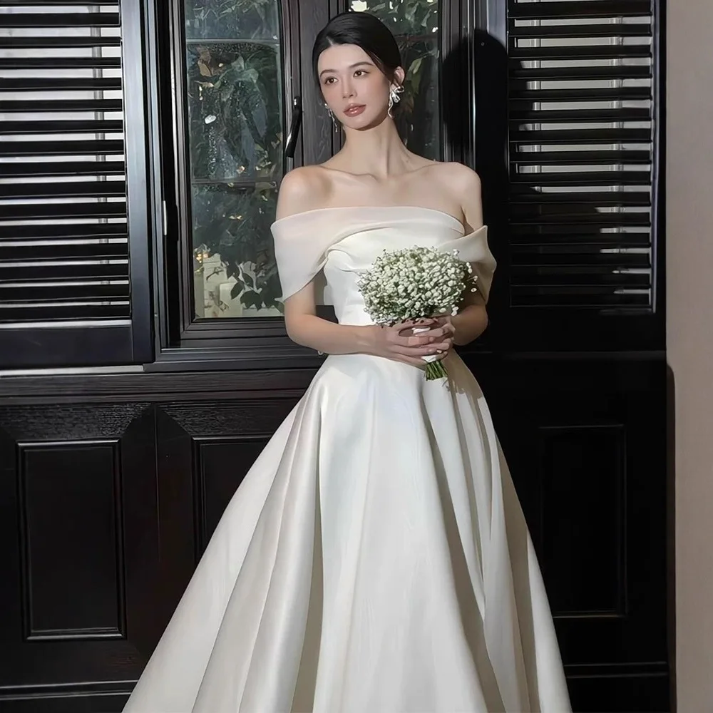 Новое свадебное платье 2026 года с одним рукавом и шлейфом для торжественного входа на свадьбу, свадебное платье для церемонии
Новое свадебное платье 2026 года с одним рукавом и шлейфом для торжественного входа на свадьбу, свадебное платье для церемонии