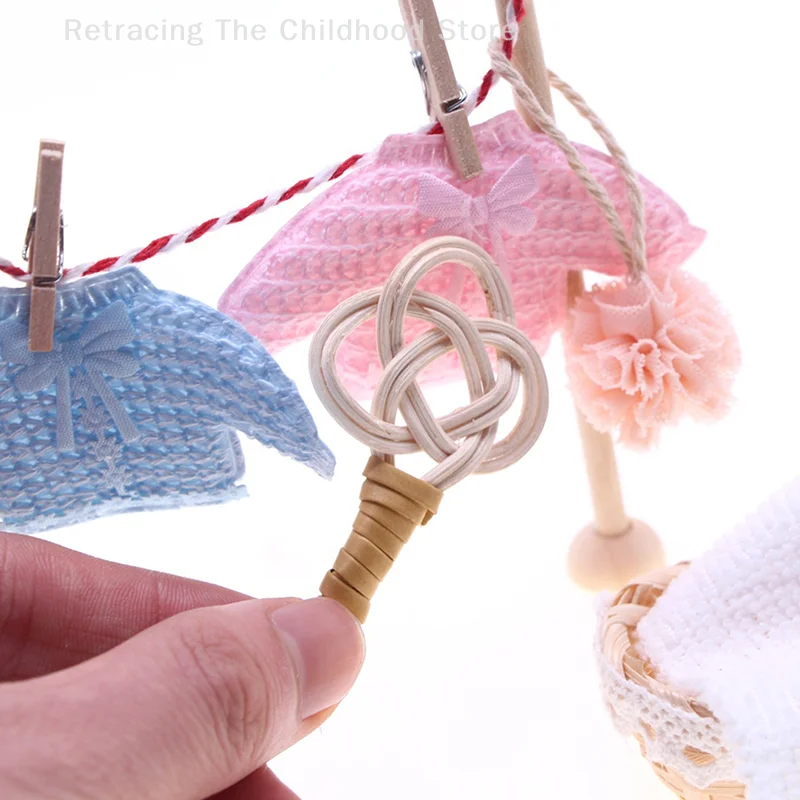 1:12 Dollhouse Miniature Simulation Clothes Drying Pole Rattan Duster Furniture Home Model Decor Toy Doll House Accessories
1:12 Dollhouse Miniature Simulation Clothes Drying Pole Rattan Duster Furniture Home Model Decor Toy Doll House Accessories