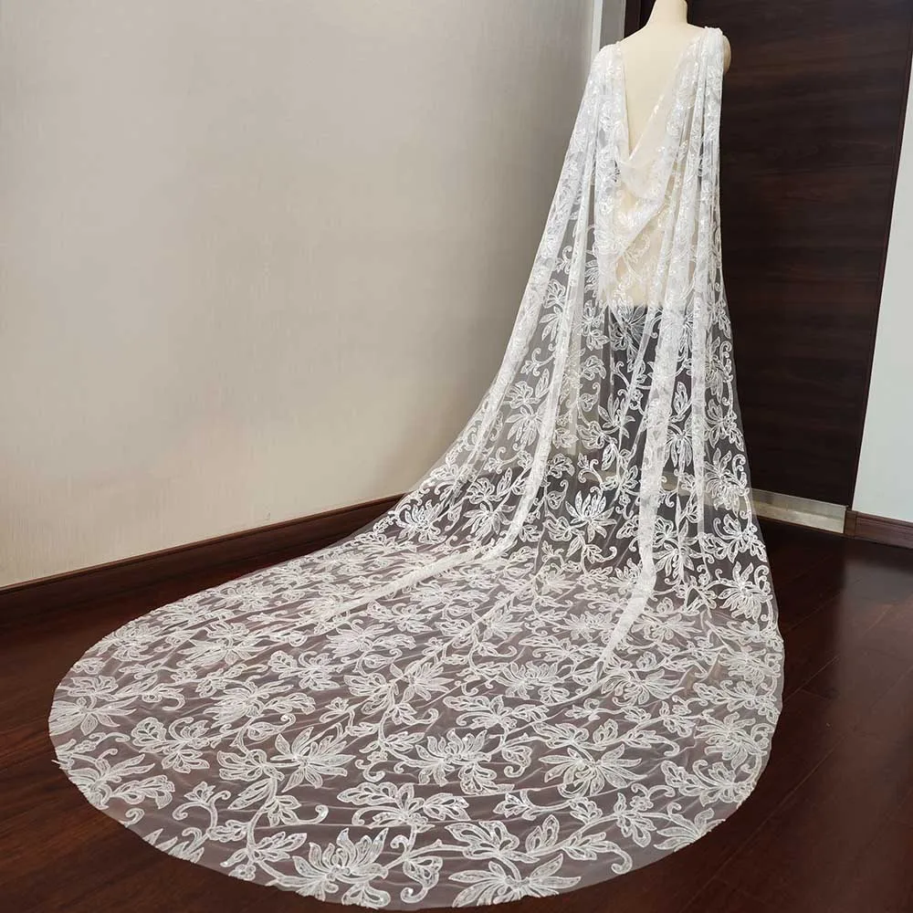 Luxury Glitter Sequins Shoulder Veil 3 Meters Long Wedding Cape Bolero with Pins Wedding Accessories
Luxury Glitter Sequins Shoulder Veil 3 Meters Long Wedding Cape Bolero with Pins Wedding Accessories