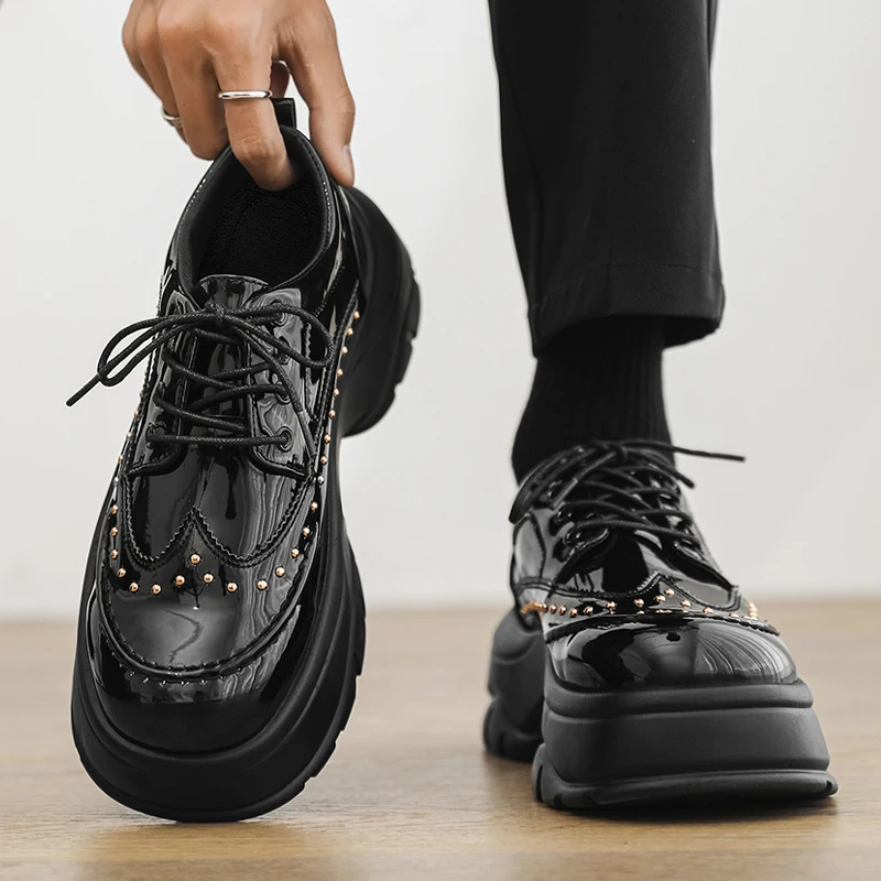 Men's Leather Shoes Low Heel Thick Sole Increased Height Large Size Laced Small-sized Trendy Suitable for Street Casual Wear.
Men's Leather Shoes Low Heel Thick Sole Increased Height Large Size Laced Small-sized Trendy Suitable for Street Casual Wear.