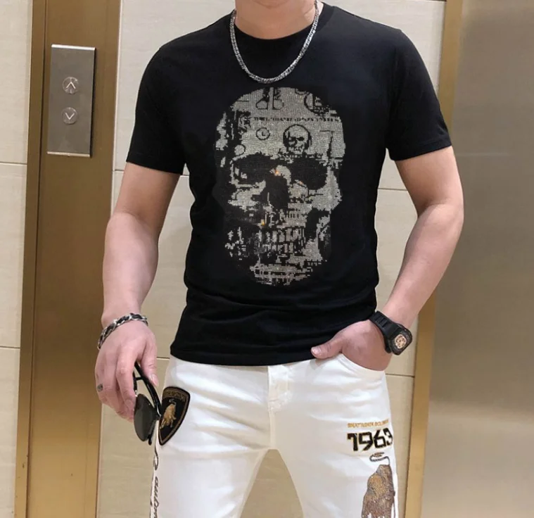 O-Neck Summer Cool T-Shirt men Rhinestone brand tshirts Fashion Cotton Short Sleeve tees
O-Neck Summer Cool T-Shirt men Rhinestone brand tshirts Fashion Cotton Short Sleeve tees