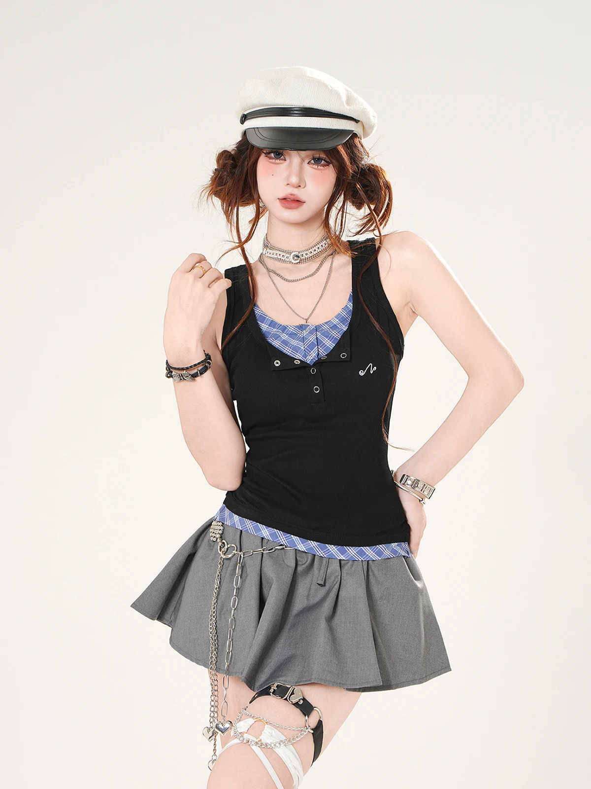 Женский летний укороченный топ-майка Kit American Sle Spicy Girl с лямками, утягивающий, в стиле пэчворк, для уличного стиля
Женский летний укороченный топ-майка Kit American Sle Spicy Girl с лямками, утягивающий, в стиле пэчворк, для уличного стиля