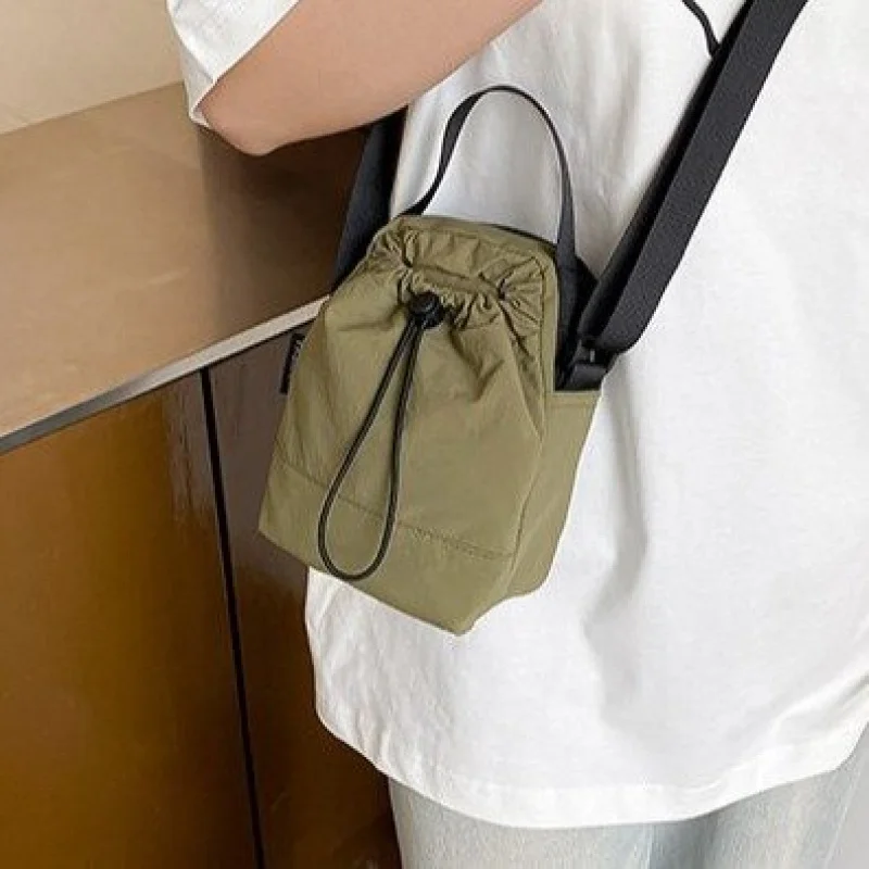 Elegant Leather Women's Messenger Bag High-End Luxury Brand Classic Fashionable Vintage Daily Trendy Bag
Elegant Leather Women's Messenger Bag High-End Luxury Brand Classic Fashionable Vintage Daily Trendy Bag