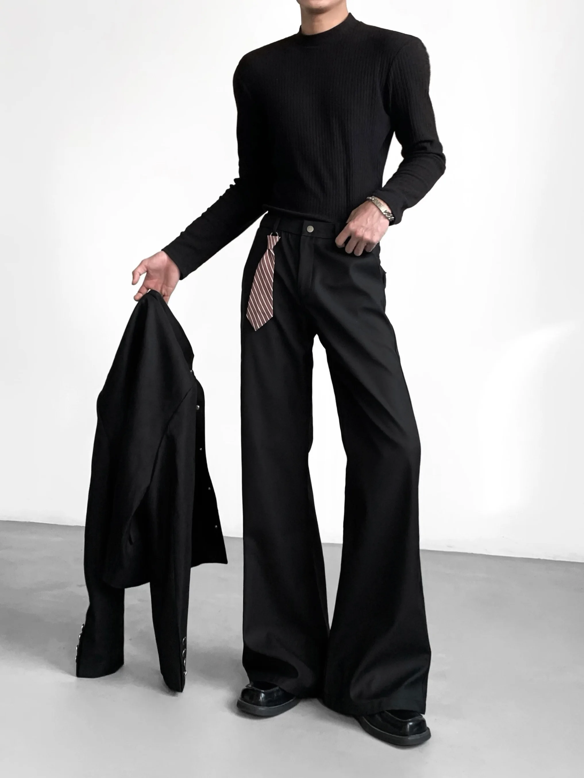 Ace Men's Slim Fit Trousers High Waist Straight Leg Micro Flared Fashionable Urban Style Casual Long Pants for Various Occasions
Ace Men's Slim Fit Trousers High Waist Straight Leg Micro Flared Fashionable Urban Style Casual Long Pants for Various Occasions