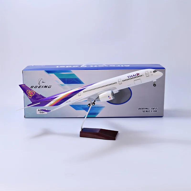 1/142 Scale Aircraft Thailand Thai Airways A350 Plastic model Souvenir Plane Model with Landing Gear Wheels Light
1/142 Scale Aircraft Thailand Thai Airways A350 Plastic model Souvenir Plane Model with Landing Gear Wheels Light