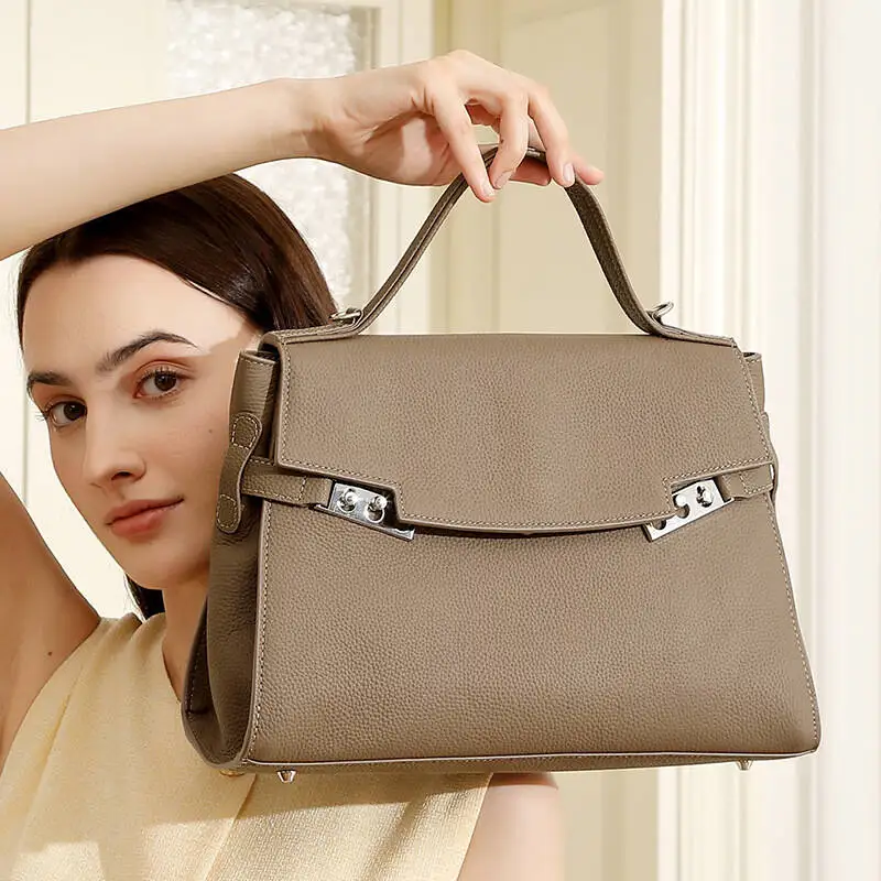 2026 New Fashion Leather Tote Briefcase Portable Shoulder Messenger Bag Women's Large Capacity Casual Versatile High Quality
2026 New Fashion Leather Tote Briefcase Portable Shoulder Messenger Bag Women's Large Capacity Casual Versatile High Quality